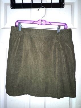 SHEIN Green Corduroy Mini Skirt